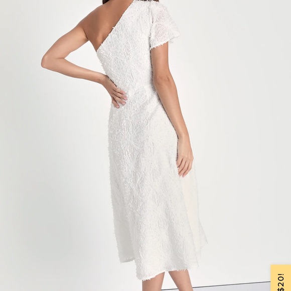 Lulus white dress- size large - Picture 2 of 3